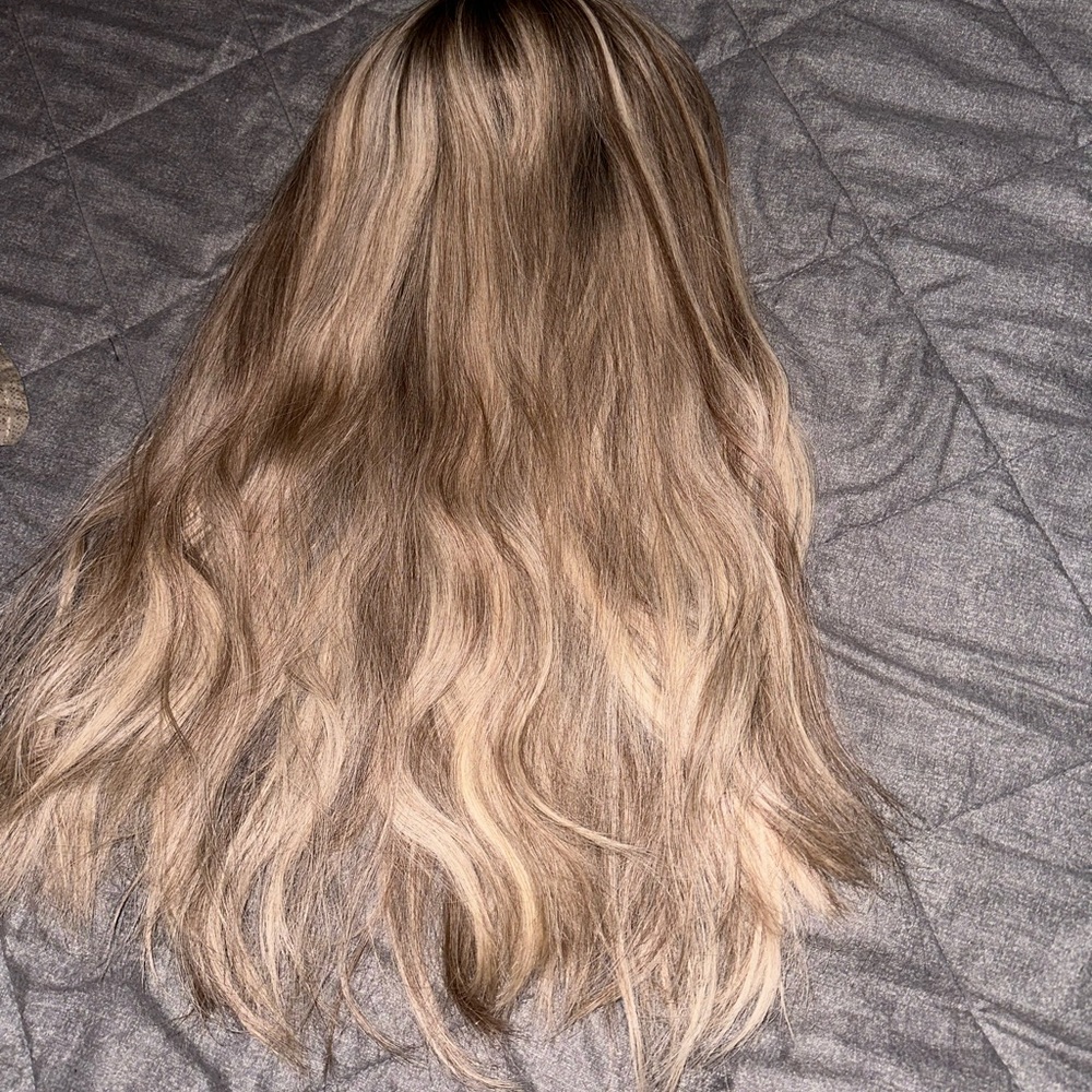 Luxurious blonde 100% HUMAN HAIR TOPPER 9*9 LIKE NEW***Feel like a STAR!***